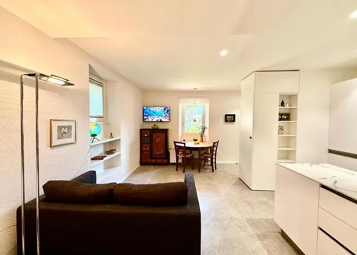 Ceresio & Cipresso In The Heart Of Gandria *